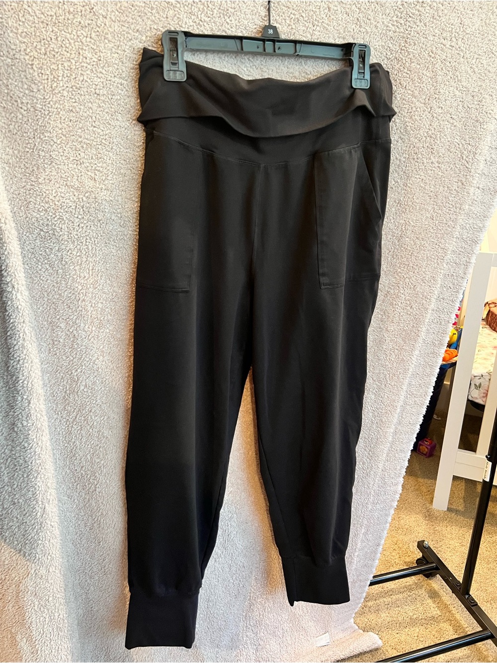 OFFLINE By Aerie The Hugger Fold Over Jogger L - Picture 2 of 4